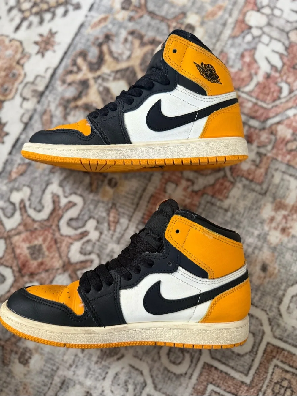 Nike Kids High-Top Sneakers in Black, White & Yellow-Orange